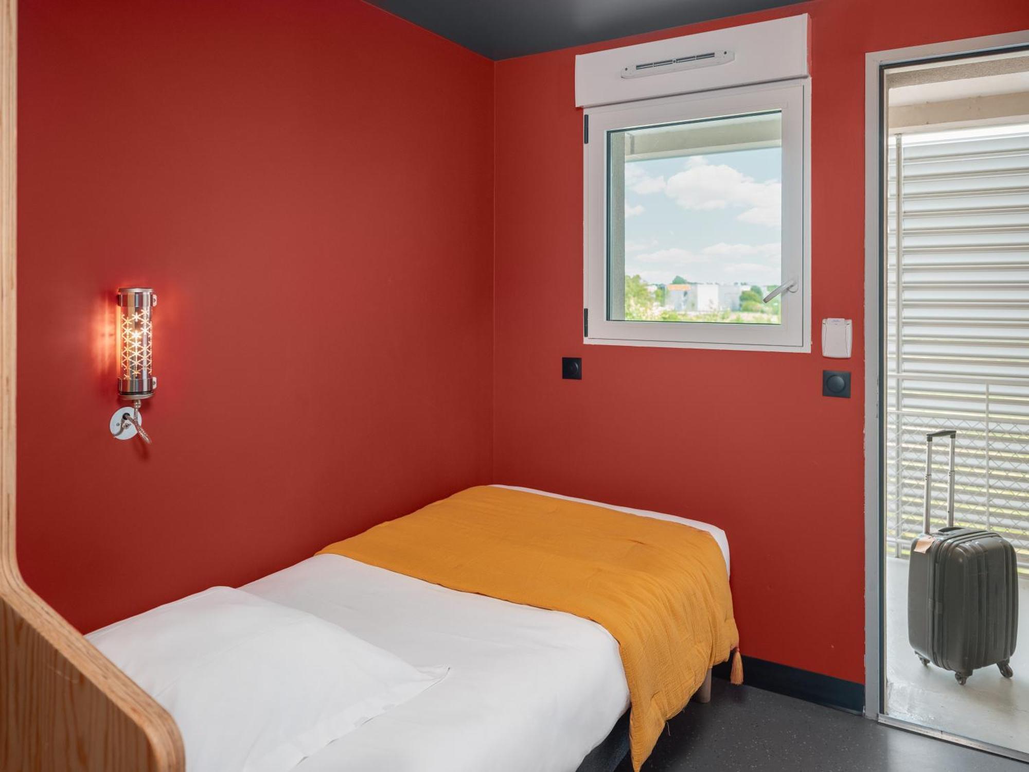 Eklo Paris Roissy Cdg Airport Hotel Exterior foto